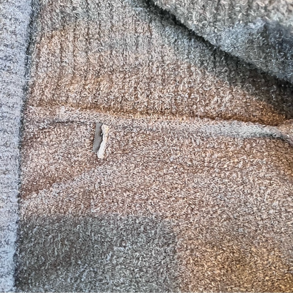 Barefoot dreams CozyChic lite carbon dark gray circle cardi - Picture 3 of 11